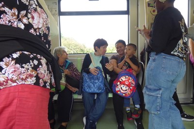 sabaneta metro lady.jpeg