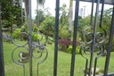 parquedevidafence.JPG