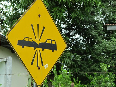 carkissingsign.jpg