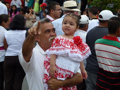 grandfather-littlegirl.jpg