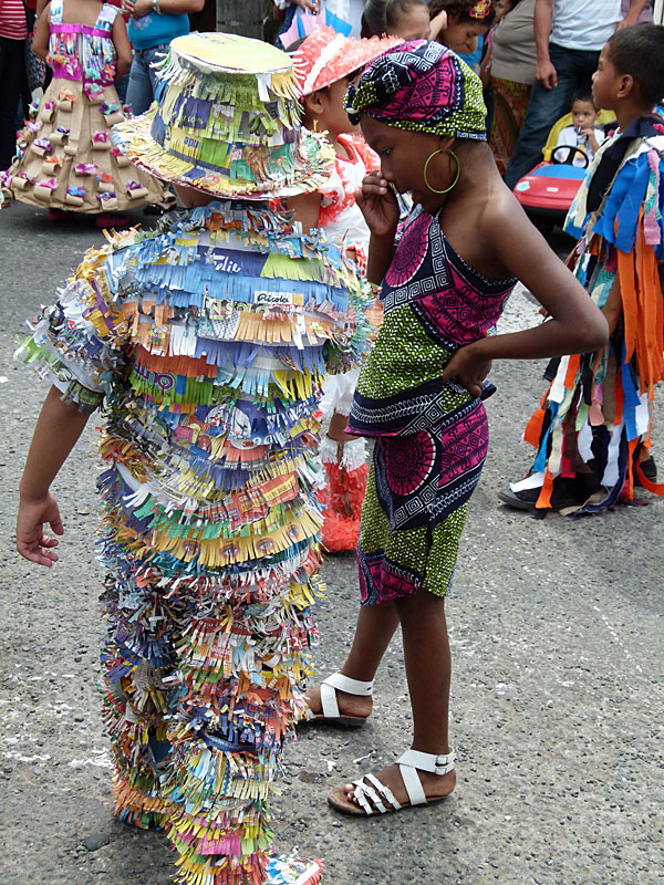 papercostume.jpg