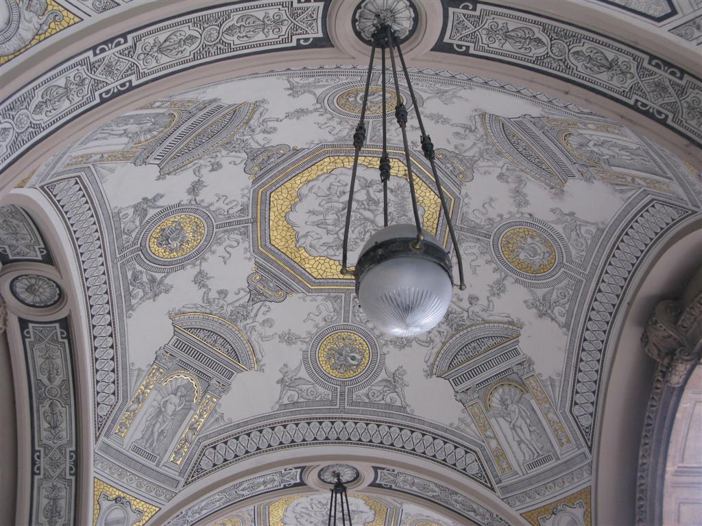 Ceiling of the Opera House driveway