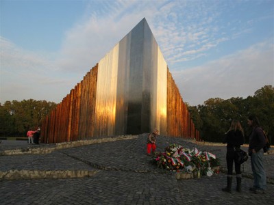 1956 Uprising Monument