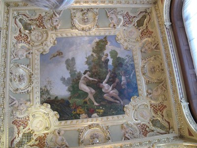 Ceiling of New York Cafe